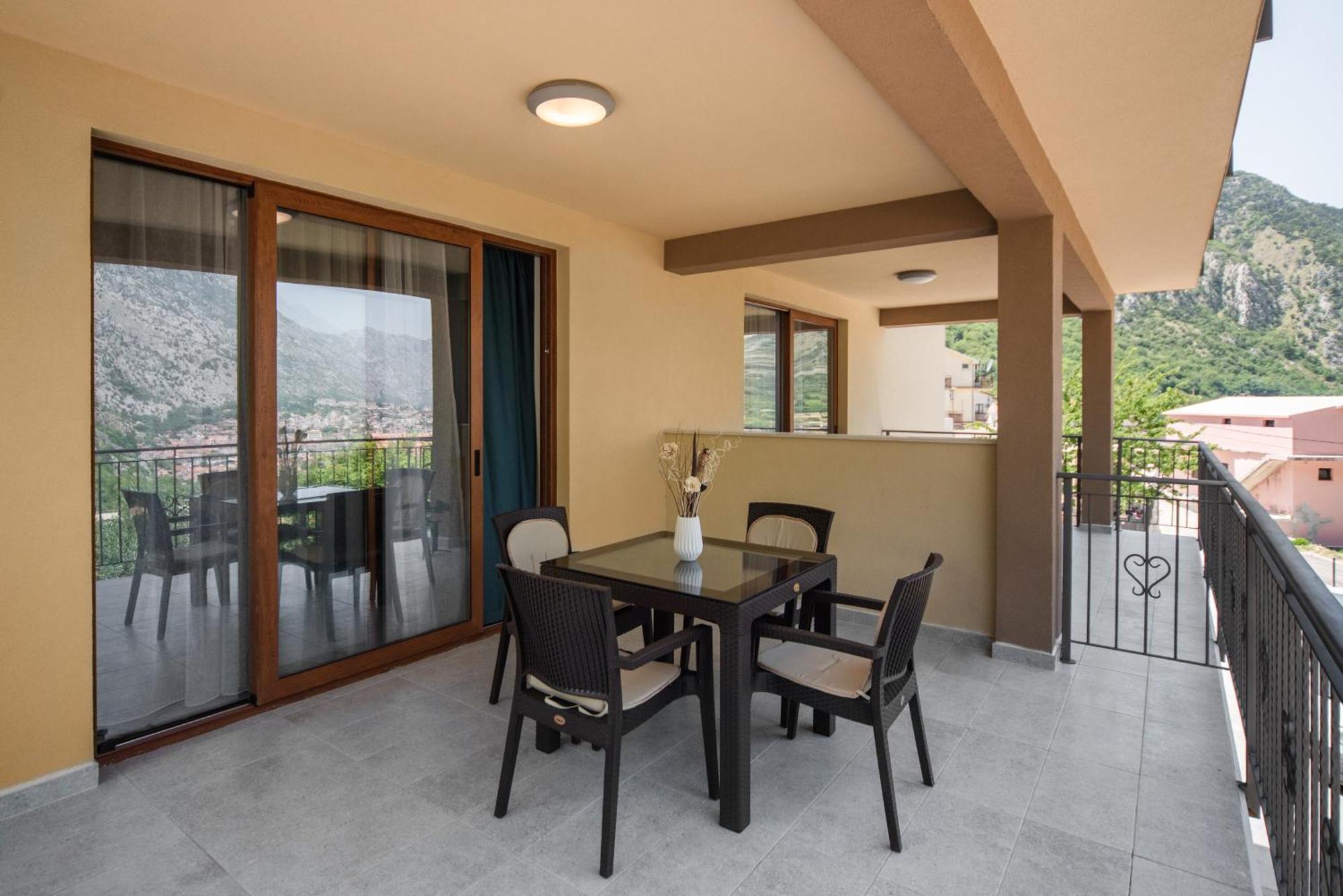 Kasi Apartments Kotor Dış mekan fotoğraf